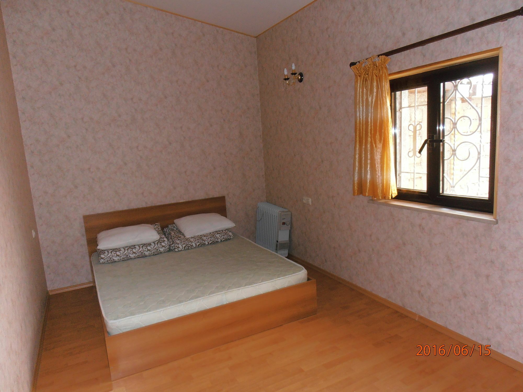 Rafael Hostel Erevan Esterno foto