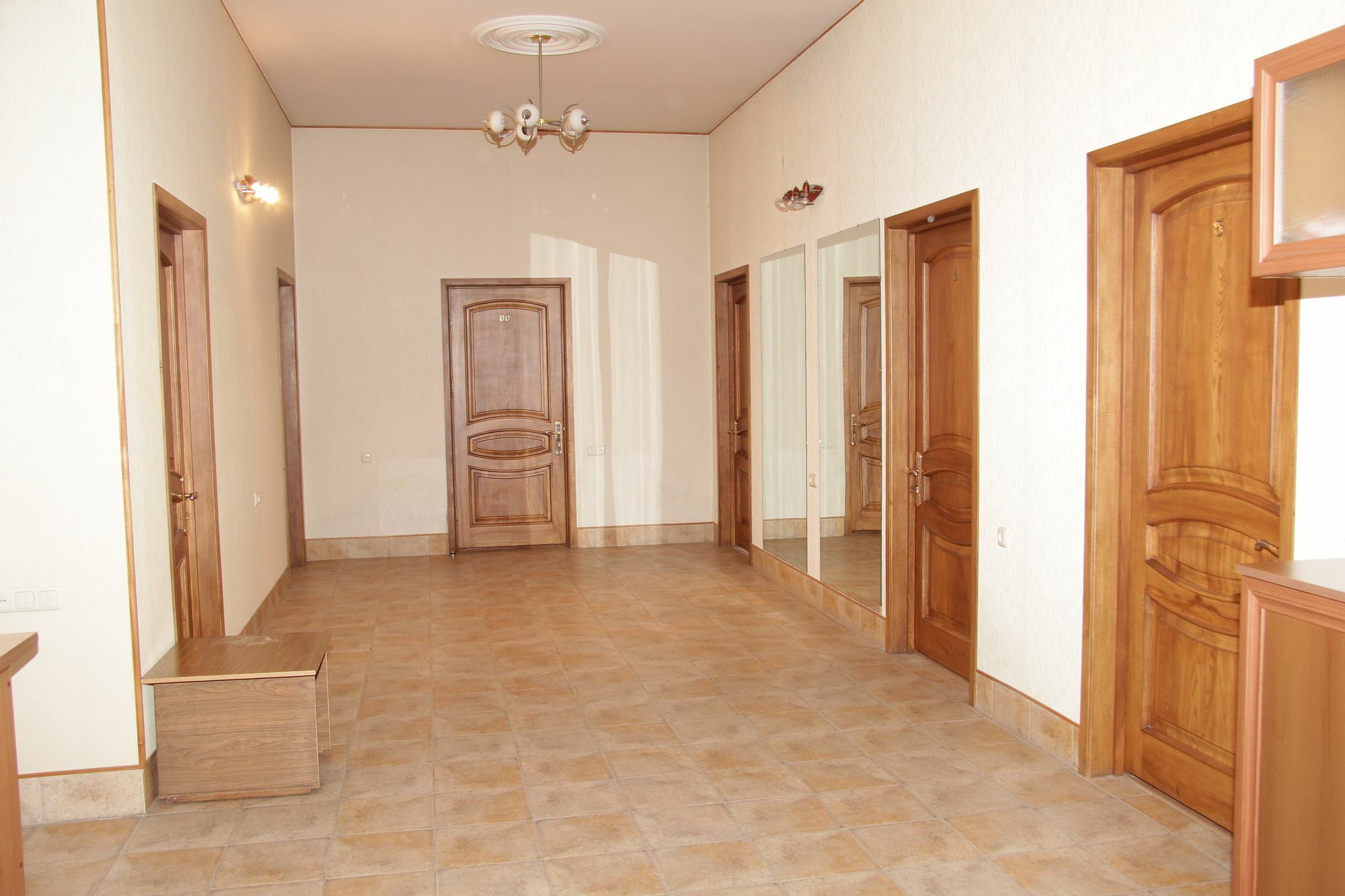 Rafael Hostel Erevan Esterno foto